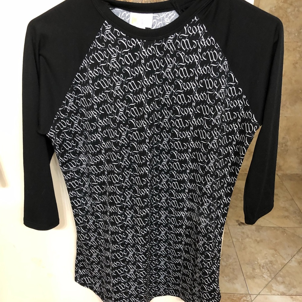 Lularoe we the people America shirt xxs
